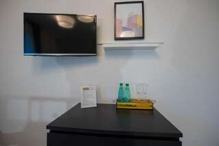 Хостелы Хостел 128 Минск Семейный номер с террасой-15