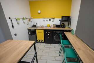 Хостелы Хостел 128 Минск Семейный номер с террасой-32