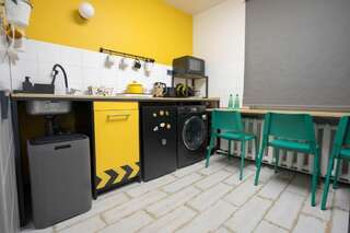 Хостелы Хостел 128 Минск Семейный номер с террасой-33